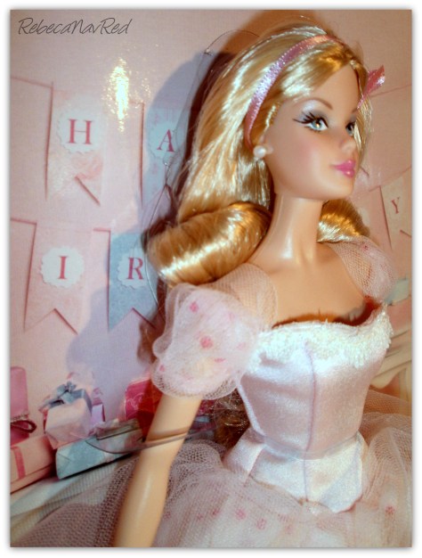 Birthday Wishes Barbie Doll vía  RebecaNavRed/Flickr