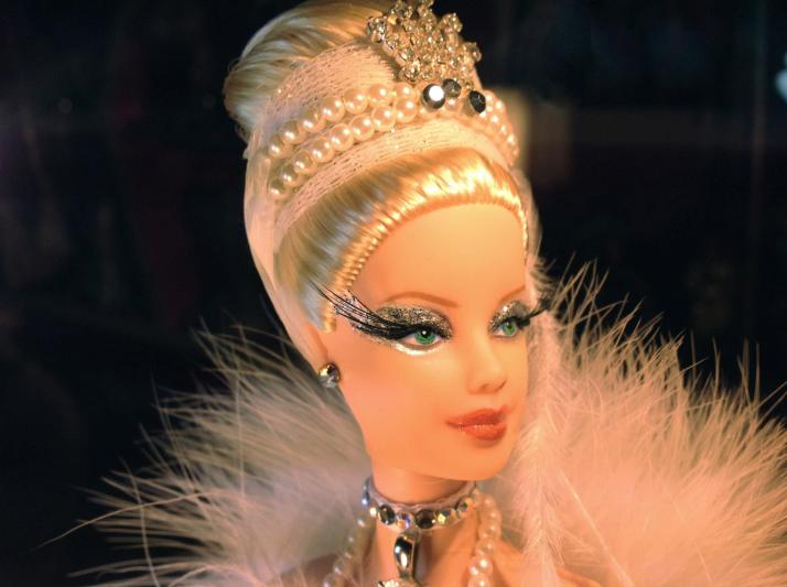 Odette, The Queen of Swans by The Black Swan Company