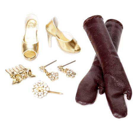 Evening in Montreal Victoire Roux Dressed Doll