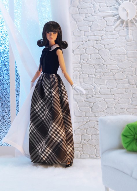 Portrait in Black Poppy Parker