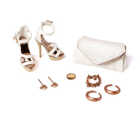 13EugeniaATouchOfFrostAccessories