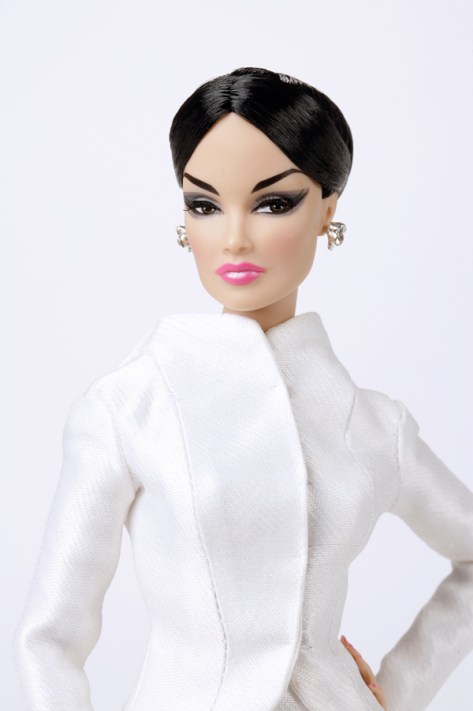 13VeroniqueBreathlessCloseUp