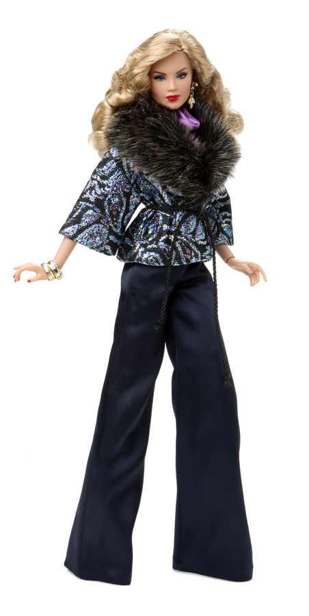 Fabiana Diaz Wearing Outfit Shanghai Bound