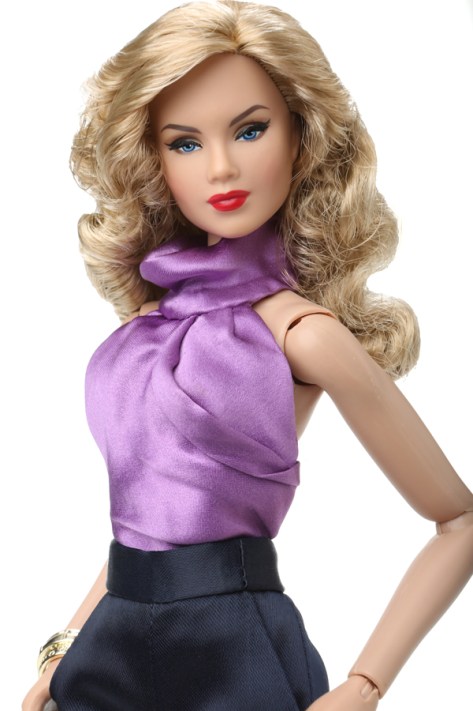 Fabiana Diaz Wearing Outfit Shanghai Bound