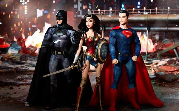 Nuevas imágenes de los muñecos de Batman, Superman y Wonder Woman