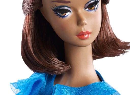 Chic City Suit Barbie Doll, la primera silkstone AA articulada