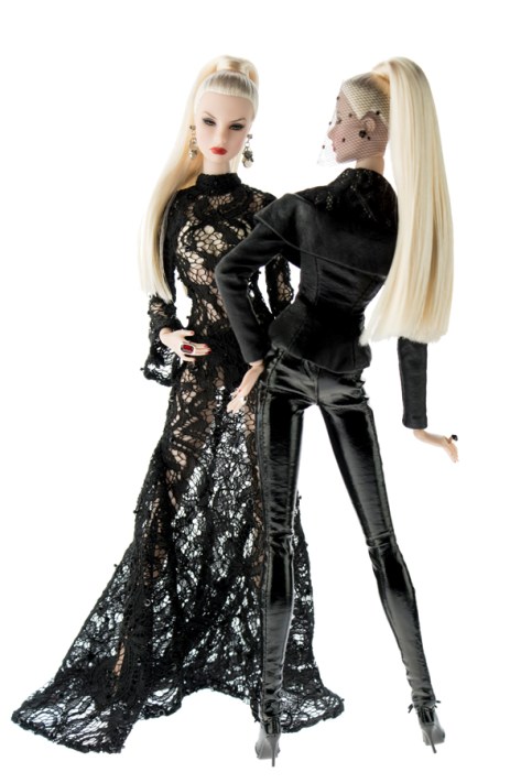 Sister Moguls Agnes Von Weiss and Giselle Diefendorf Duo-Doll Gift Set
