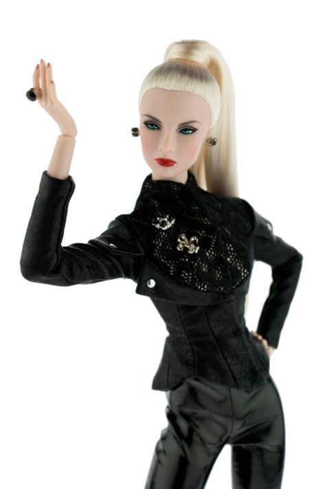 Sister Moguls Agnes Von Weiss and Giselle Diefendorf Duo-Doll Gift Set