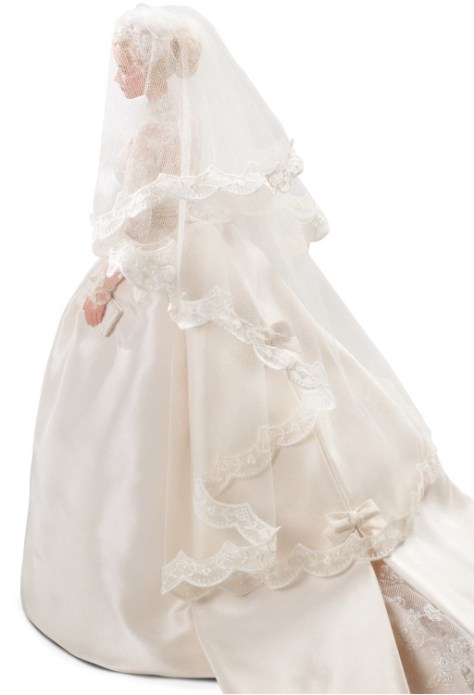 grace-kelly-the-bride-barbie-doll