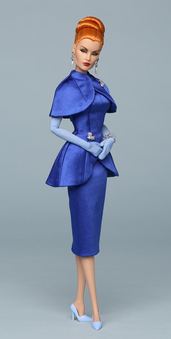 Classic Glamour Evelyn Weaperton