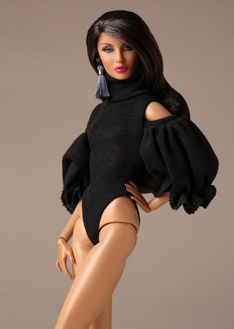 Neo-Romantic Rayna Ahmadi 3