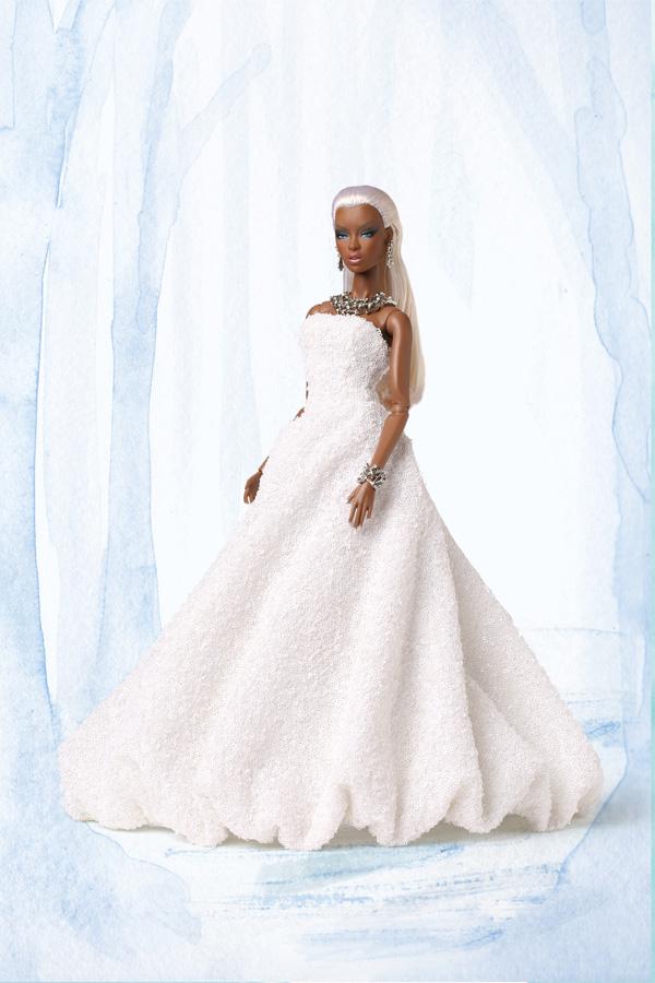 Frosted Glamour Adele Makeda