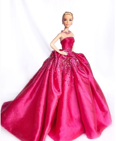 Perfectly Pink Linda Kyaw 1