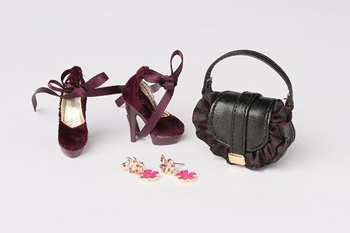 Subtle Affluence Eugenia Perrin-Frost 2