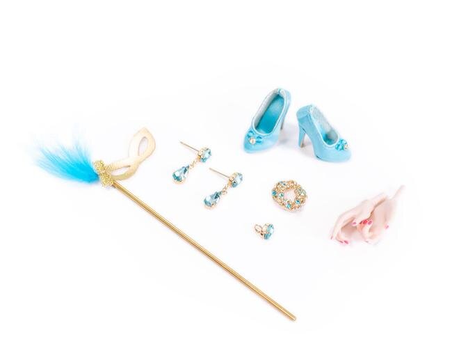 masquarade_magic_poppy_parker_doll_ifdc_2020_llowres_77184_accessories