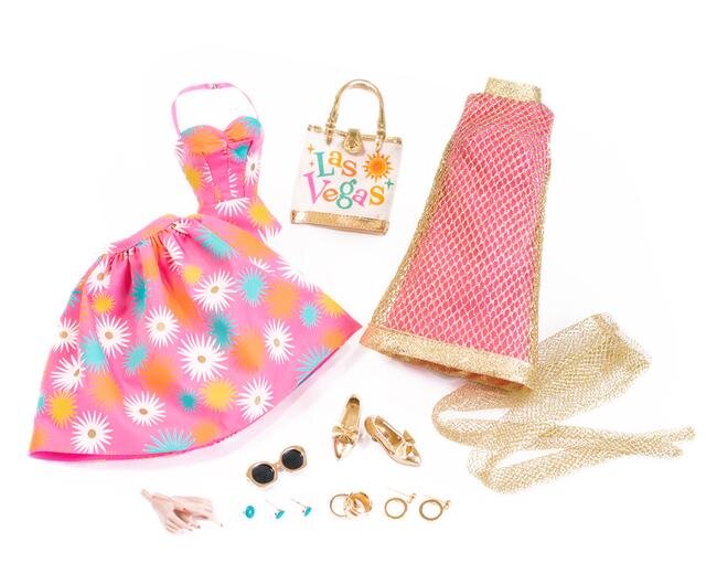 Viva_Poppy_parker_doll_IFDC_2020_lowres_77186_accessories