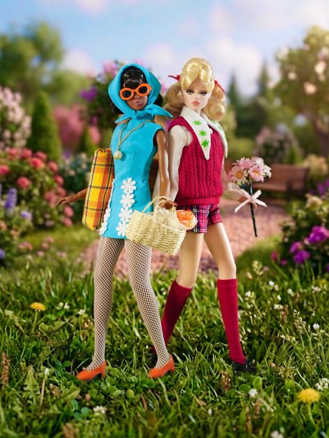 Basket for Two ARGIGI & BRIGIGI Fashion Doll Gift Set