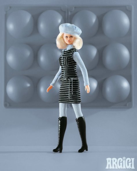 Miss Bluebell ARGIGI Fashion Doll