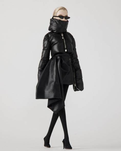 SERIES 2 PARIS Model No. 05